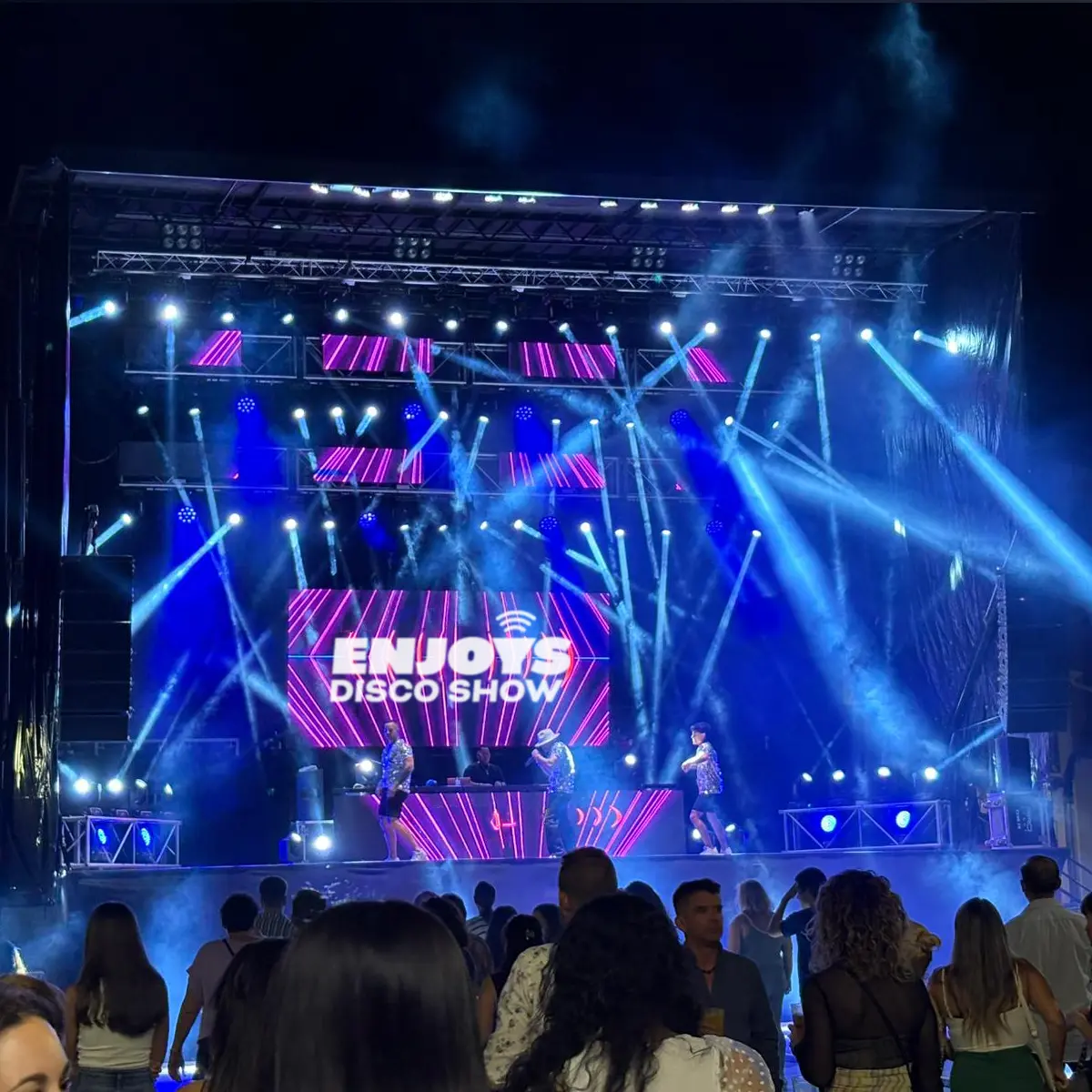 escenario-pantalla-enjoys